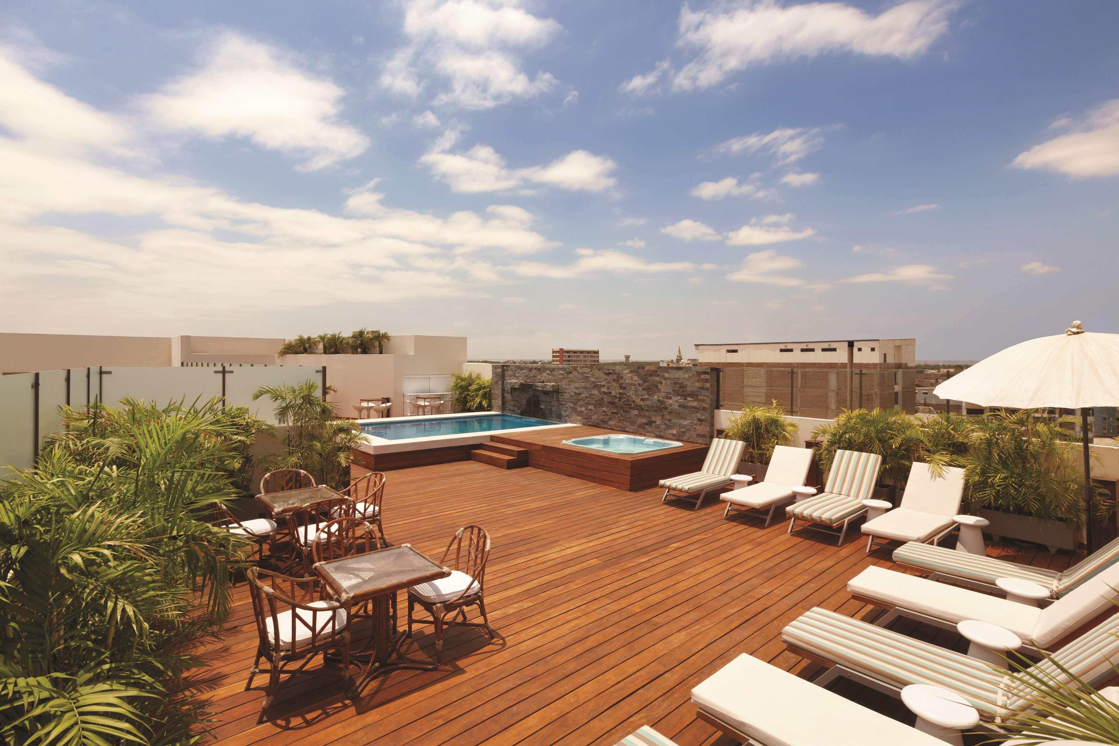 Отель Wyndham Costa Del Sol Кахамарка Экстерьер фото